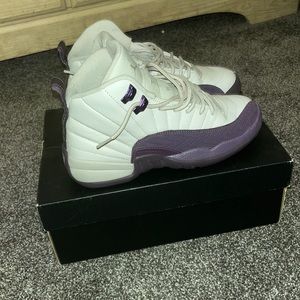 Selling Jordan 12 Retro GS pro purple female size 6